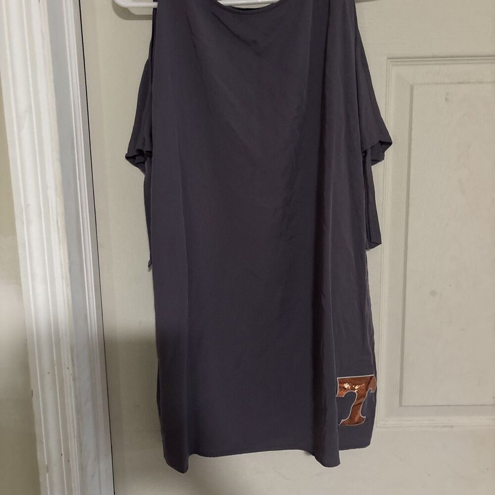 Tennessee Vols “ Game Day" Brand Womens Small Cold Shoulder Dress